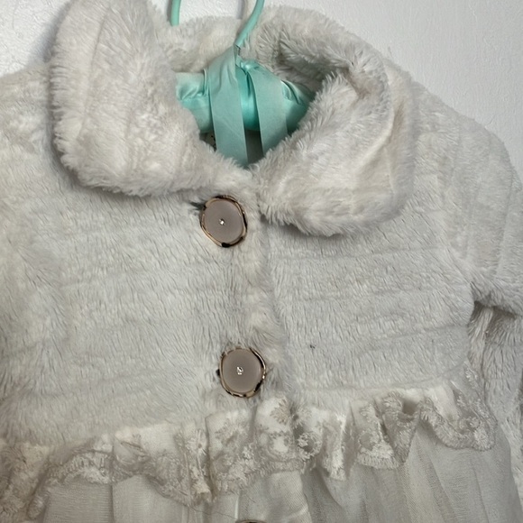 Purad Girl faux fur flouncy coat with tiered  mesh ruffles and lace 2T - Picture 4 of 11
